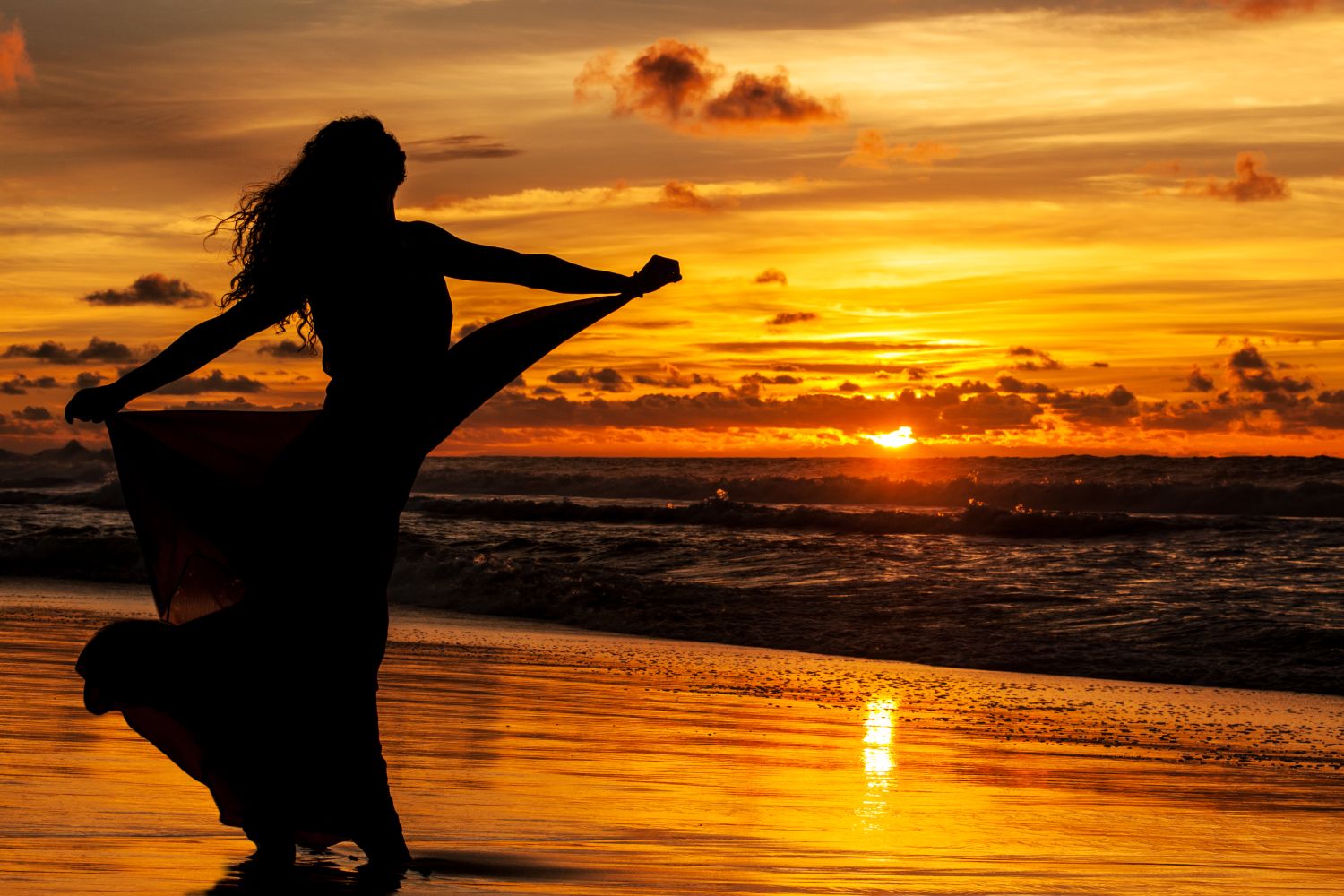 canaries-beach-sunset