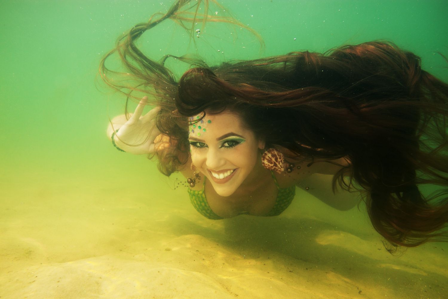 underwater-lake underwater-lake
